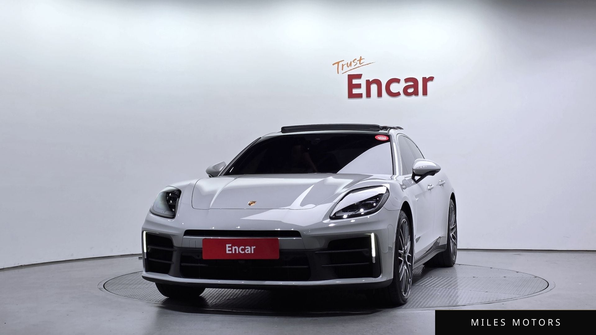 Porsche Panamera 2025 — миниатюра 3