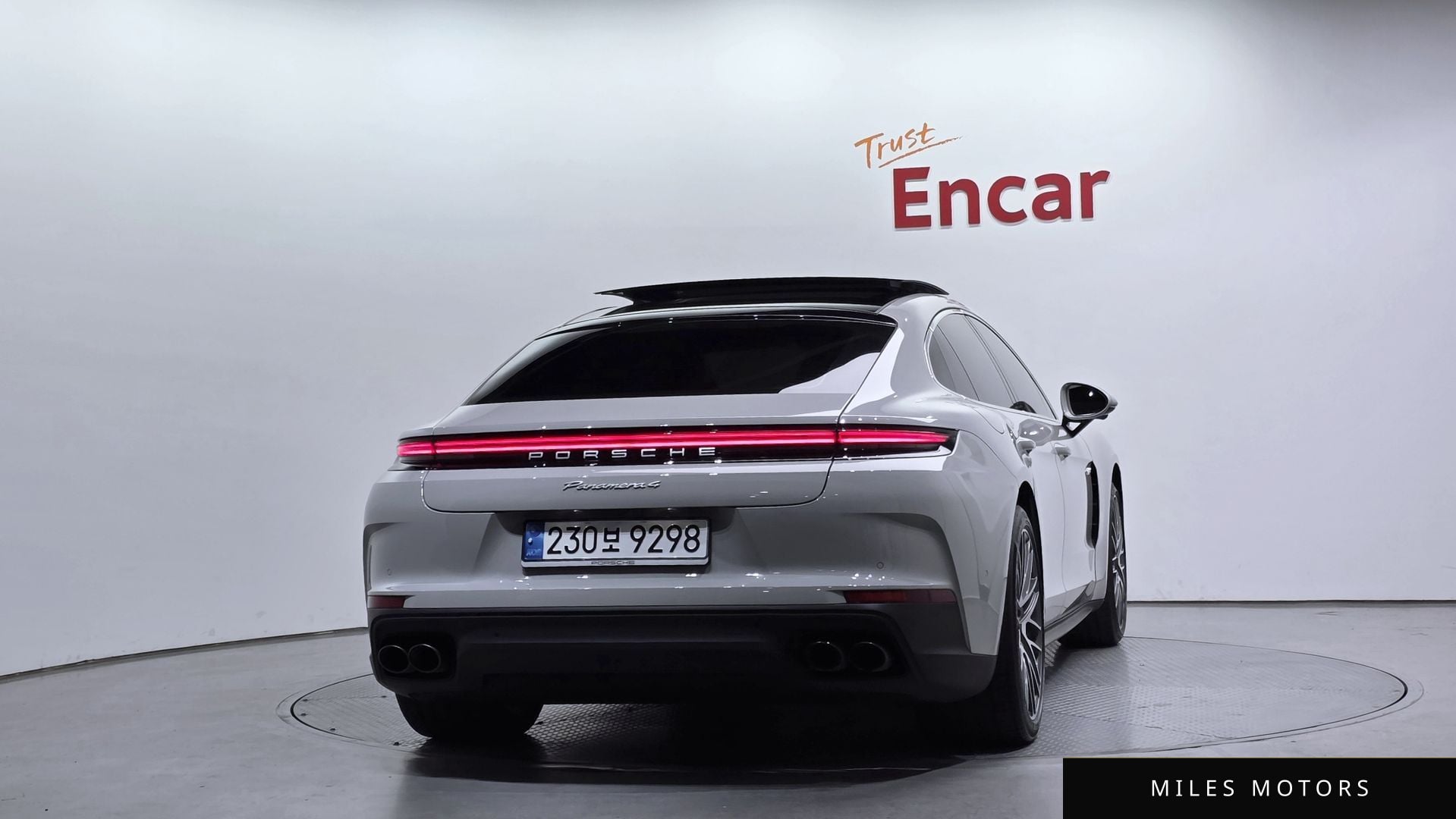 Porsche Panamera 2025 — миниатюра 4