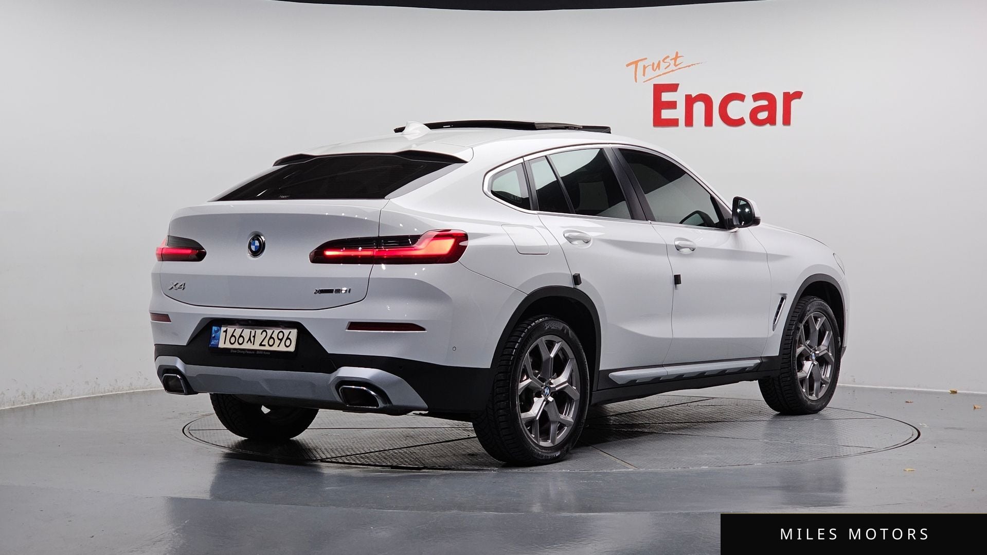 BMW X4 (G02) 2022 — миниатюра 2