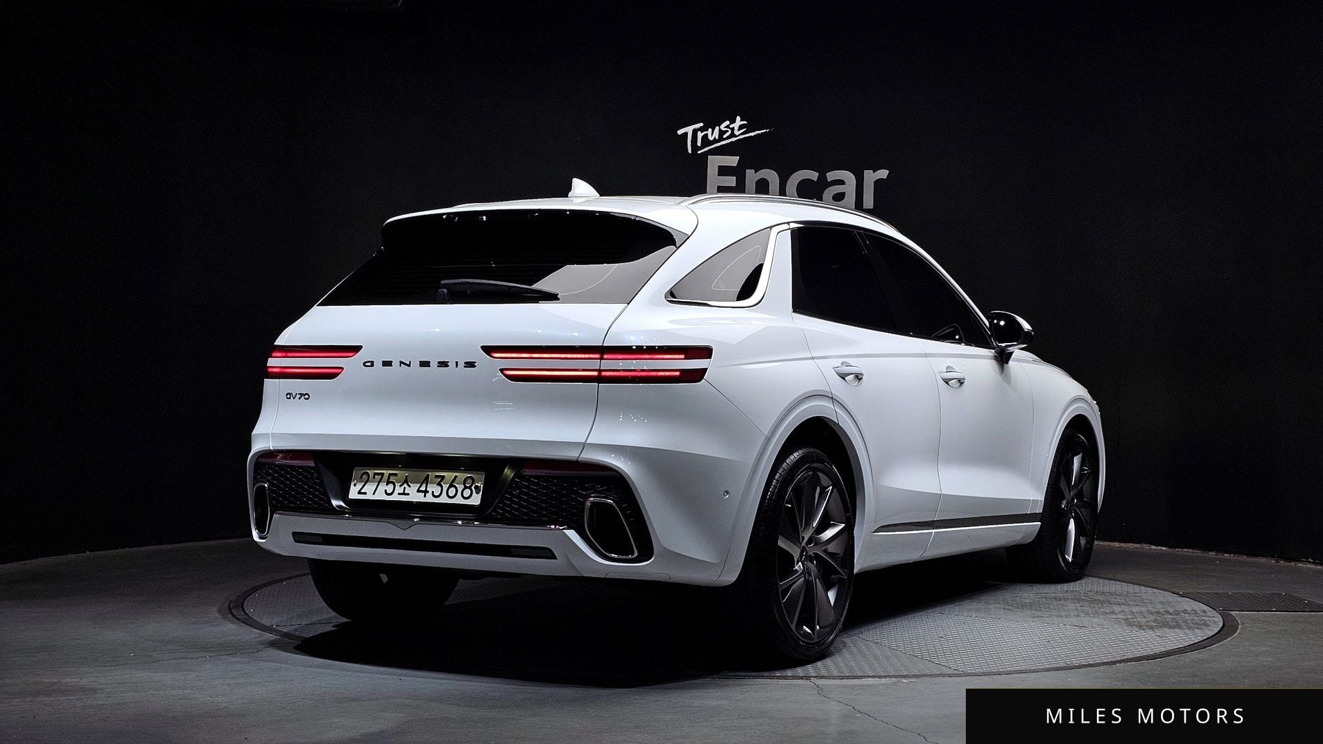 Genesis GV70 2023 — миниатюра 2