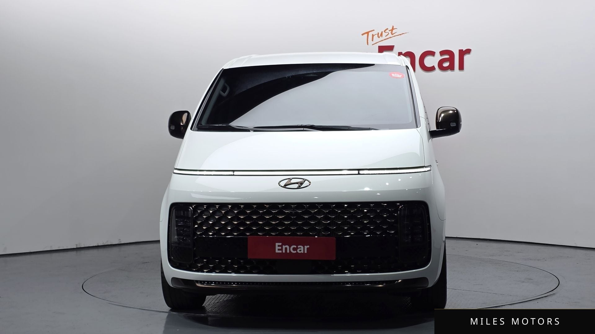 Hyundai Staria 2022 — миниатюра 3