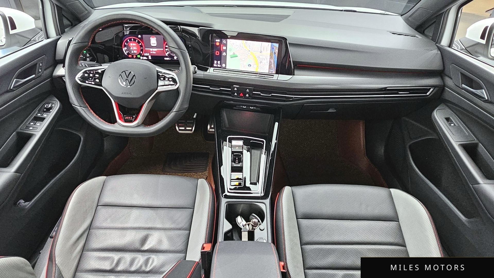 Volkswagen 골프 2024 — миниатюра 7