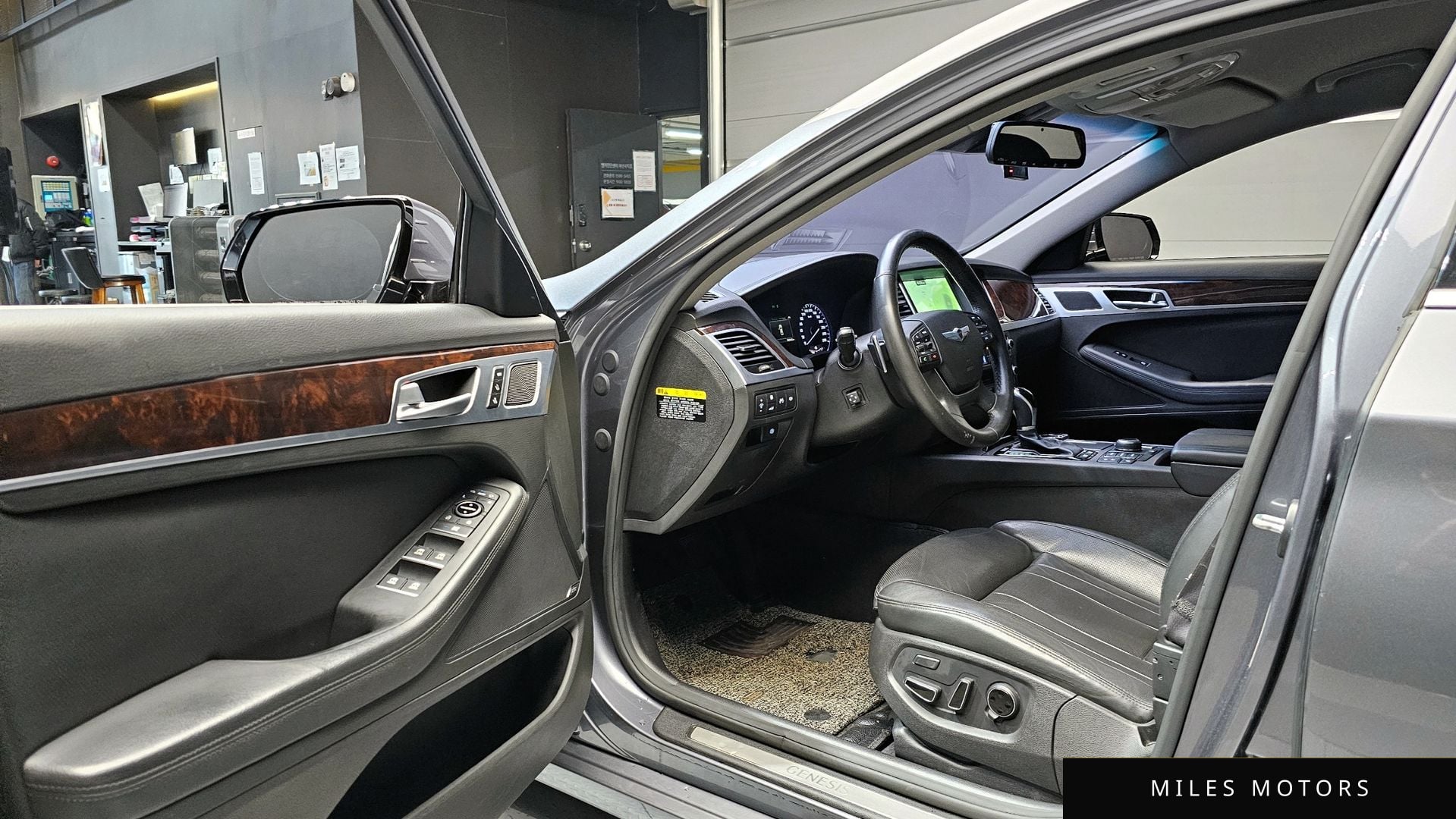 Hyundai Genesis 2016 — миниатюра 11