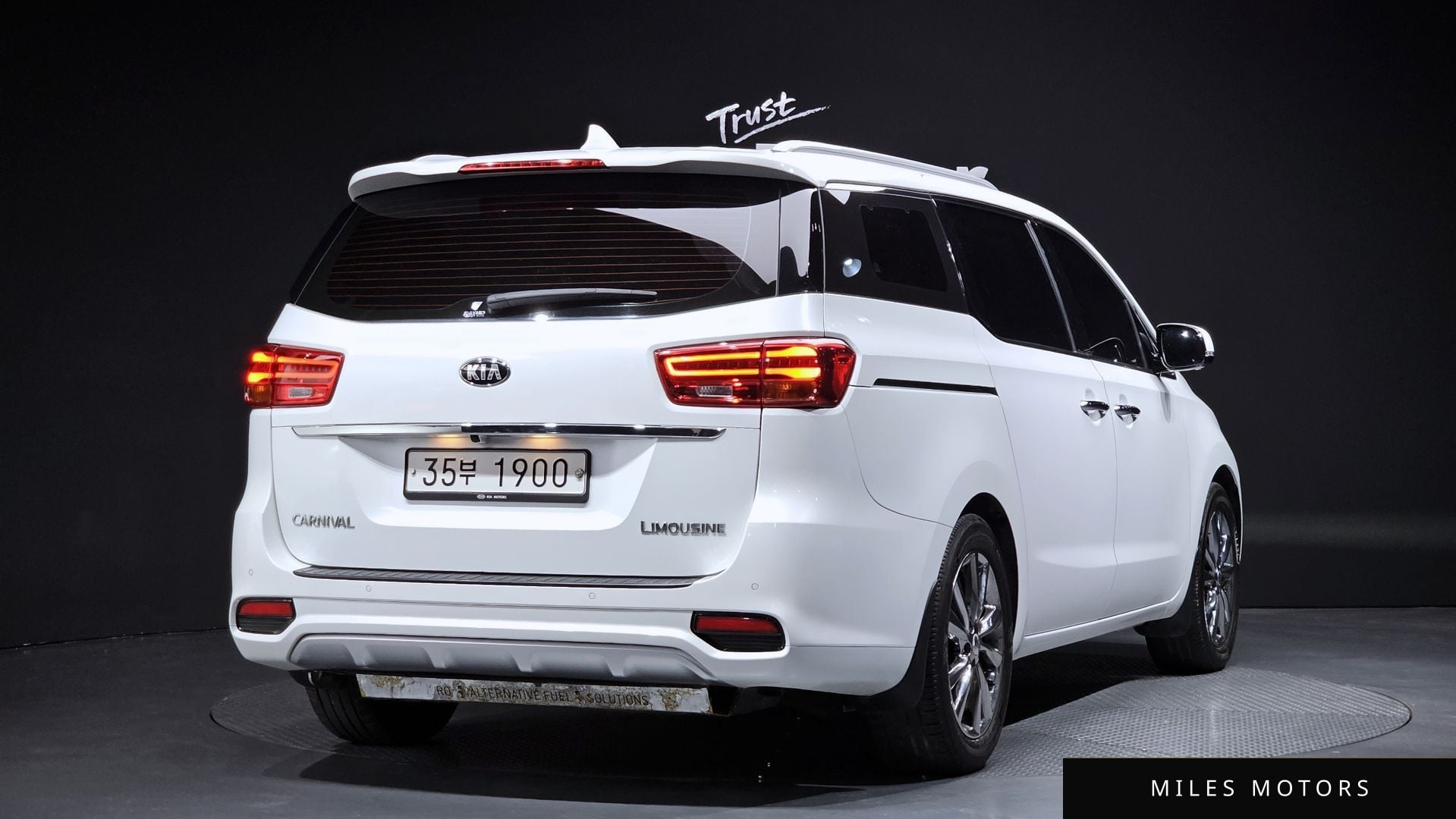 Kia Canival 2019 — миниатюра 2