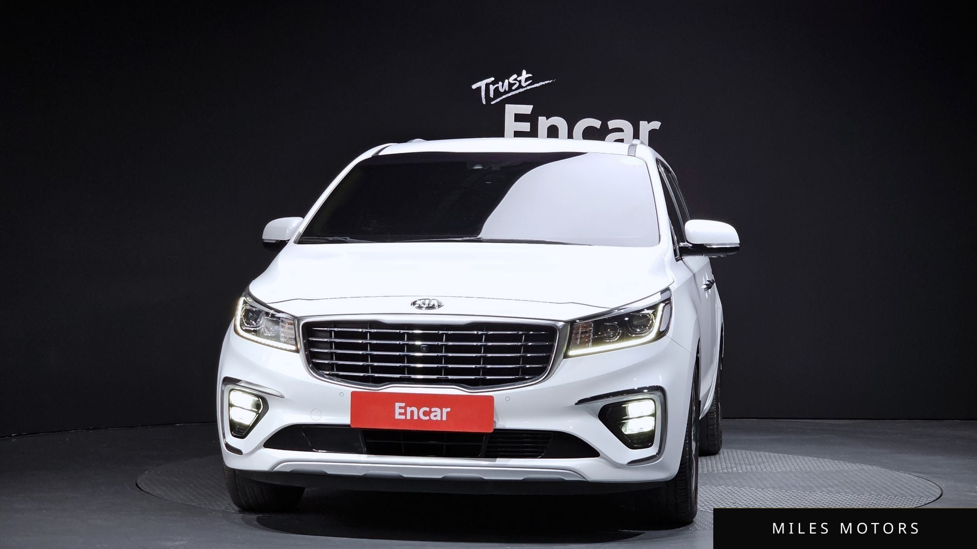 Kia Canival 2019 — миниатюра 3