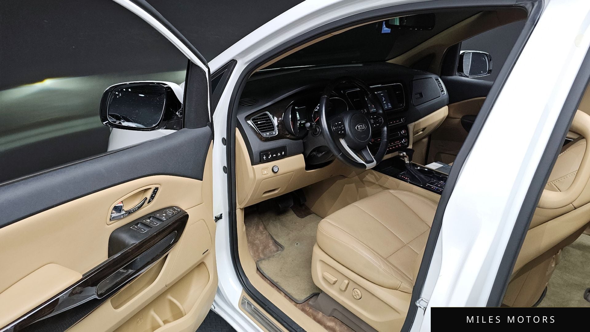 Kia Canival 2019 — миниатюра 11