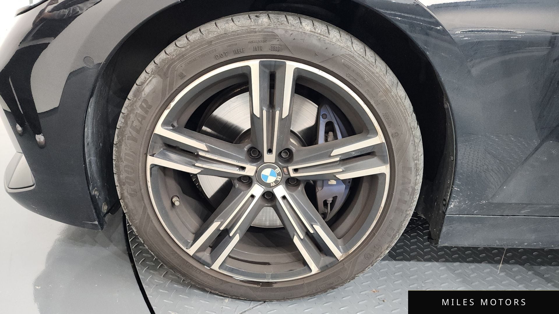 BMW 3 Series (G20) 2024 — миниатюра 5