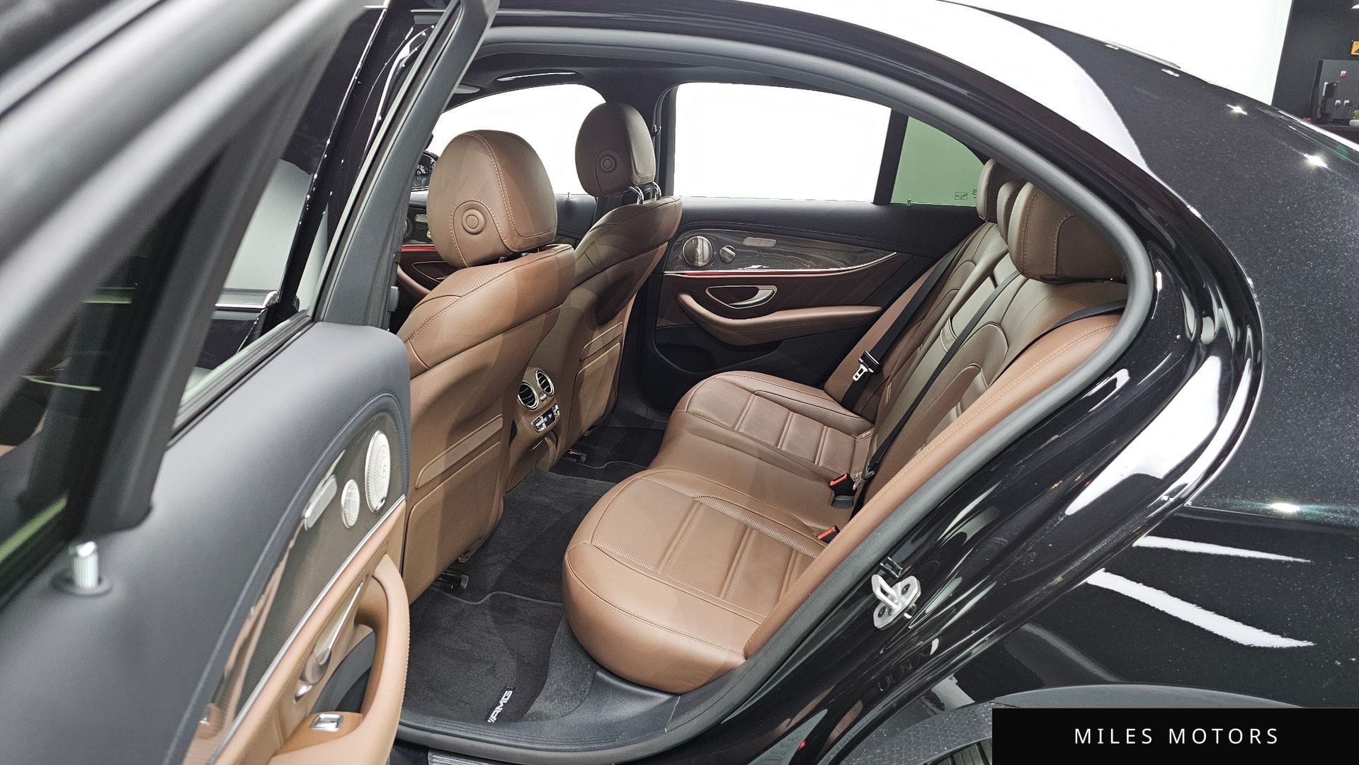Mercedes-Benz E-클래스 W213 2021 — миниатюра 11