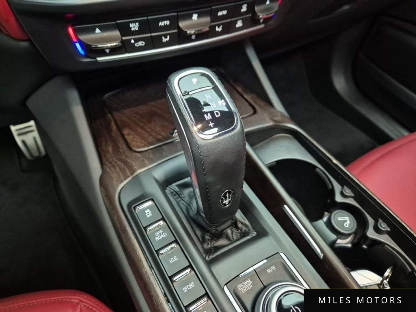 Maserati Levante 2022 — миниатюра 8