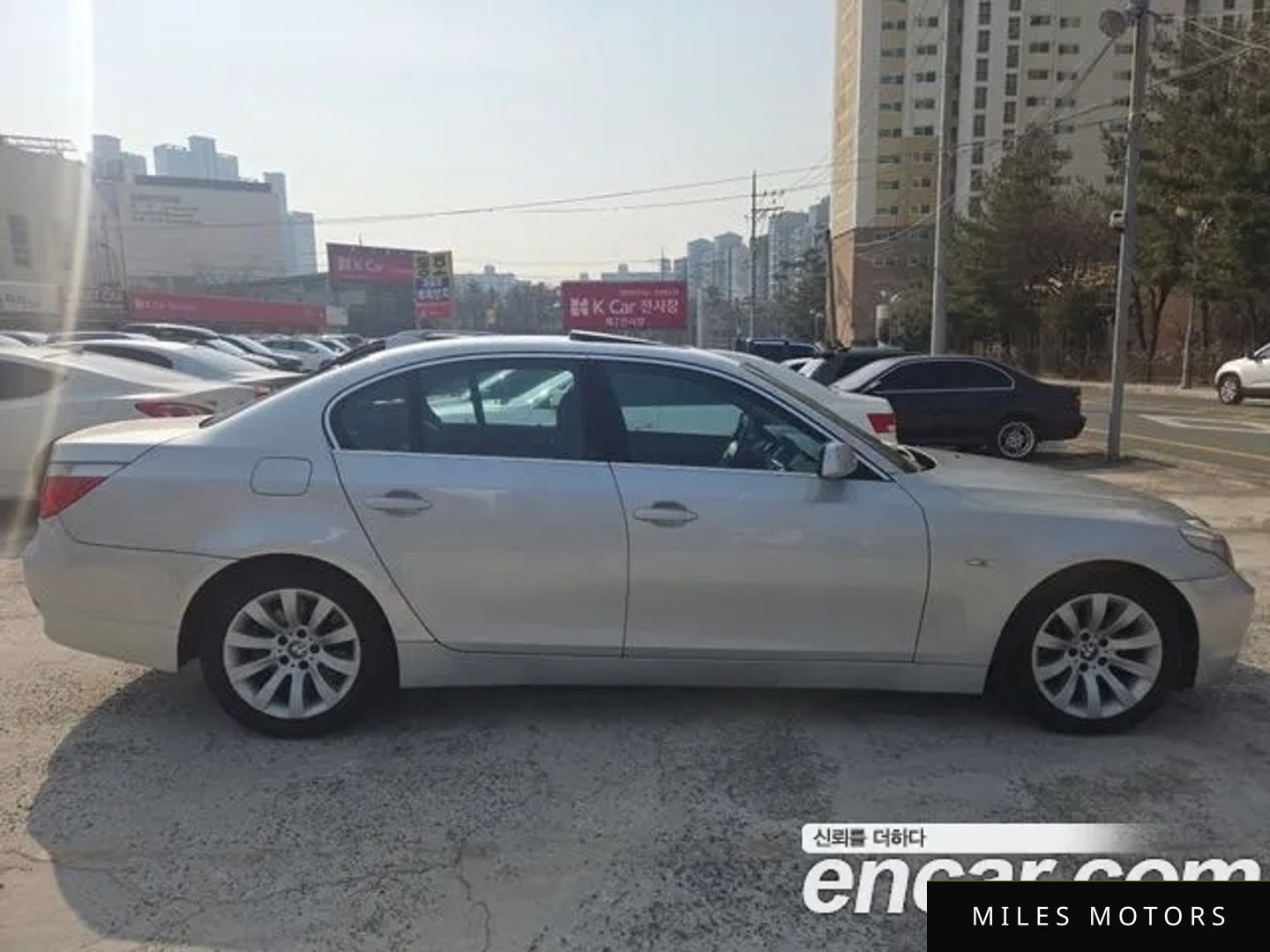 BMW 5 Series (E60) 2004 — миниатюра 8