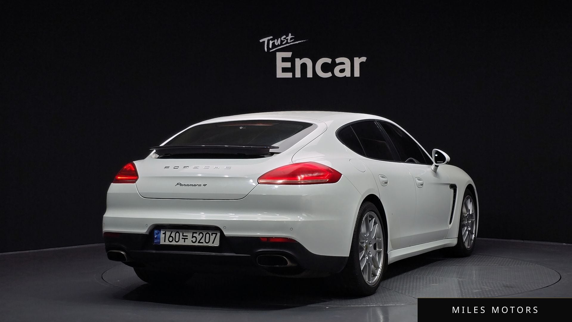 Porsche Panamera 2015 — миниатюра 2