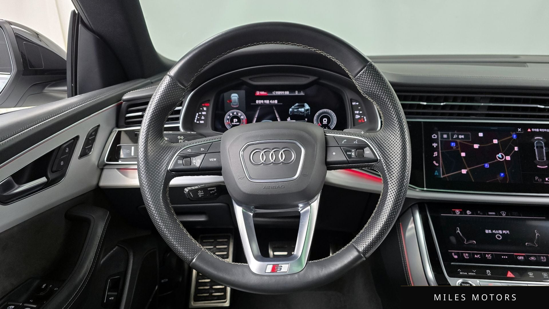 Audi Q8 (4M) 2021 — миниатюра 13