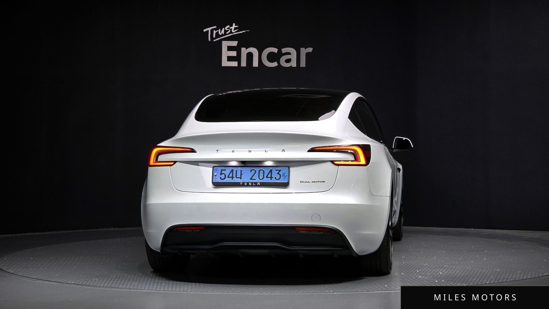Tesla Model 3 2024 — миниатюра 4