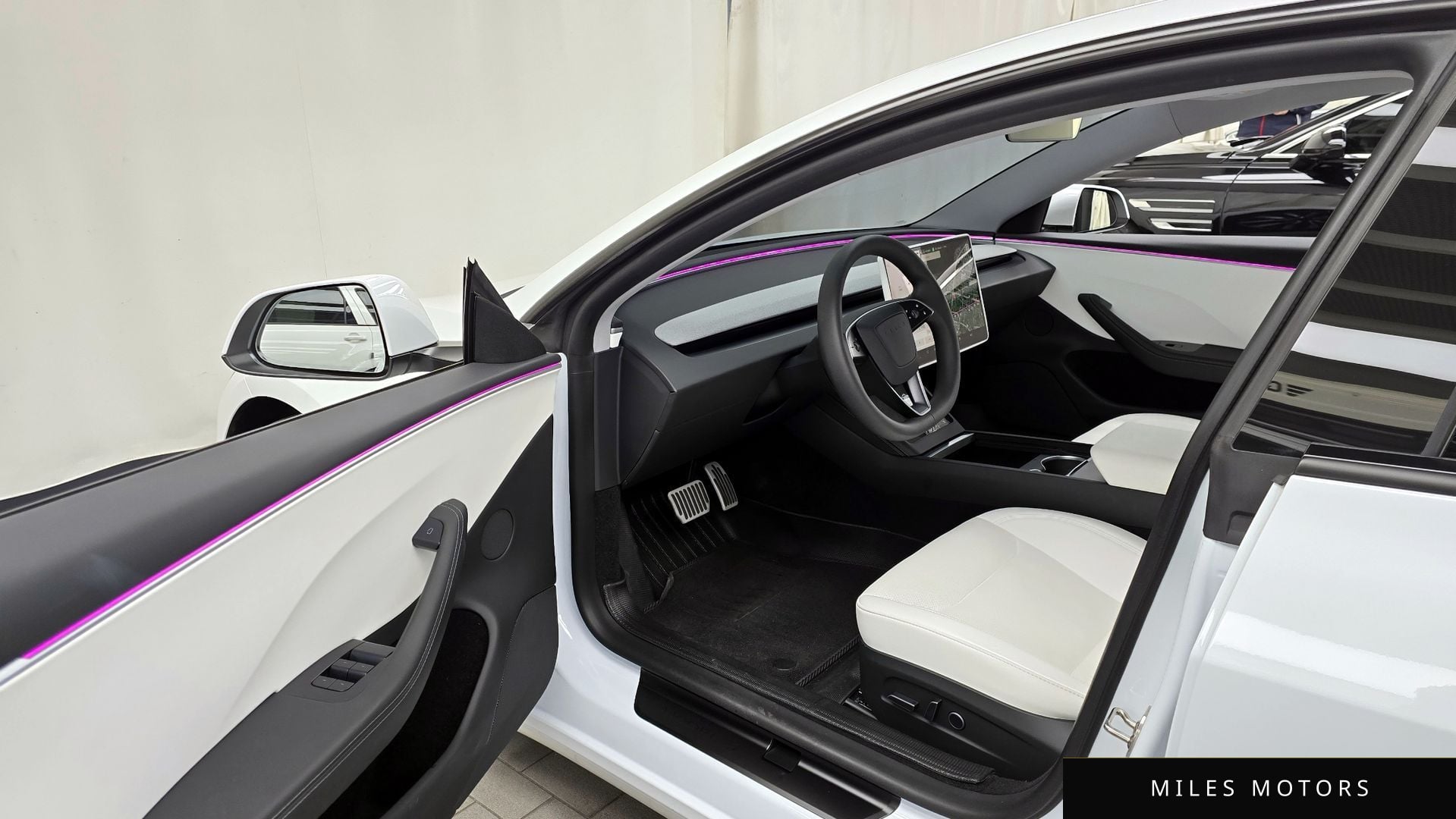 Tesla Model 3 2024 — миниатюра 10