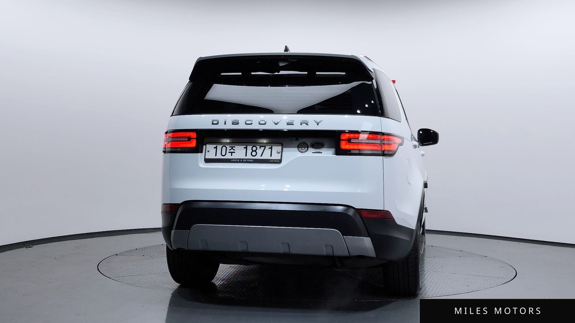 Land Rover Discovery 2017 — миниатюра 4