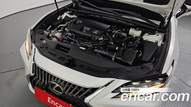 Лексус ES300h 2025 — миниатюра 6