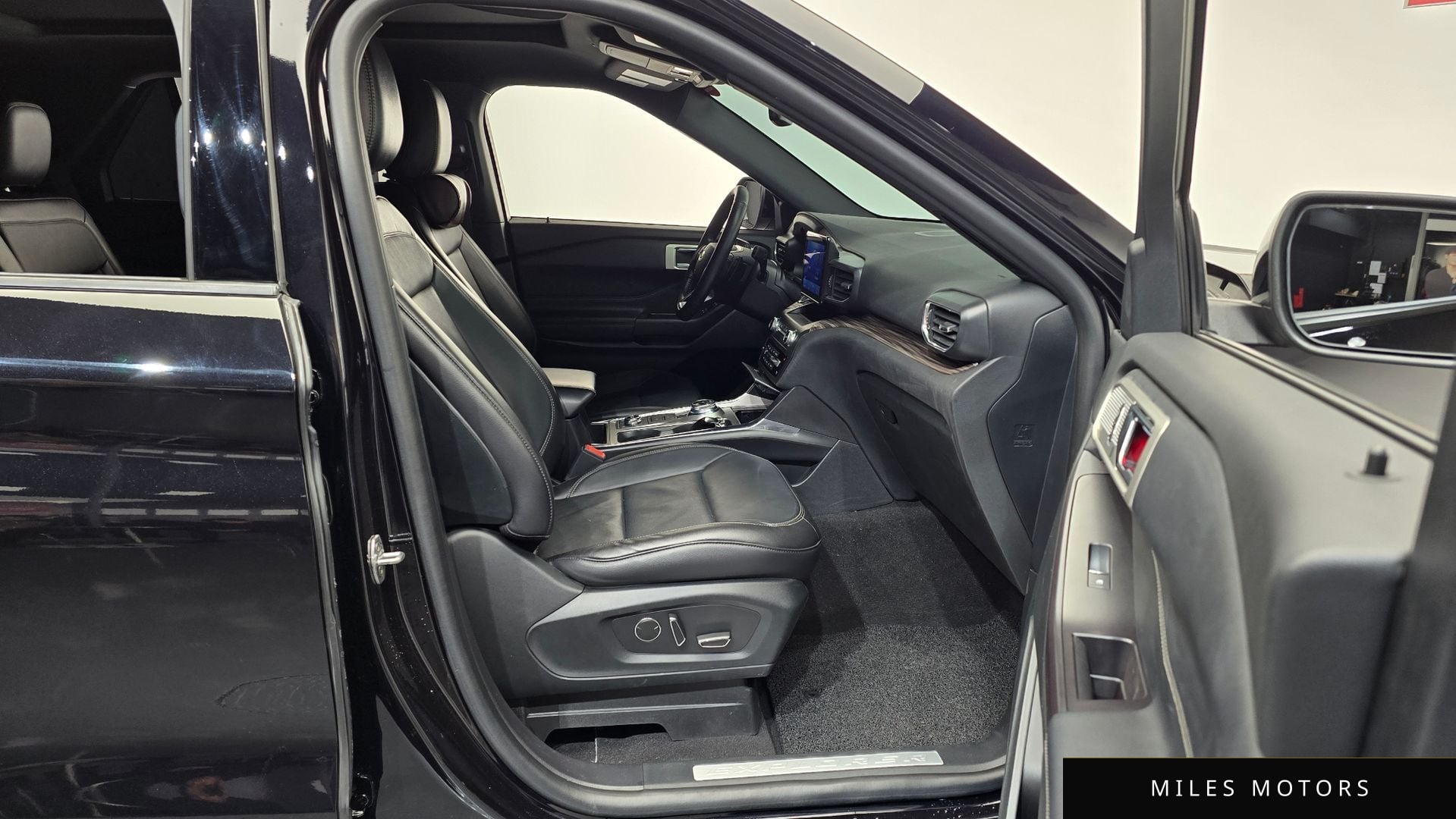 Ford Explorer 2020 — миниатюра 11