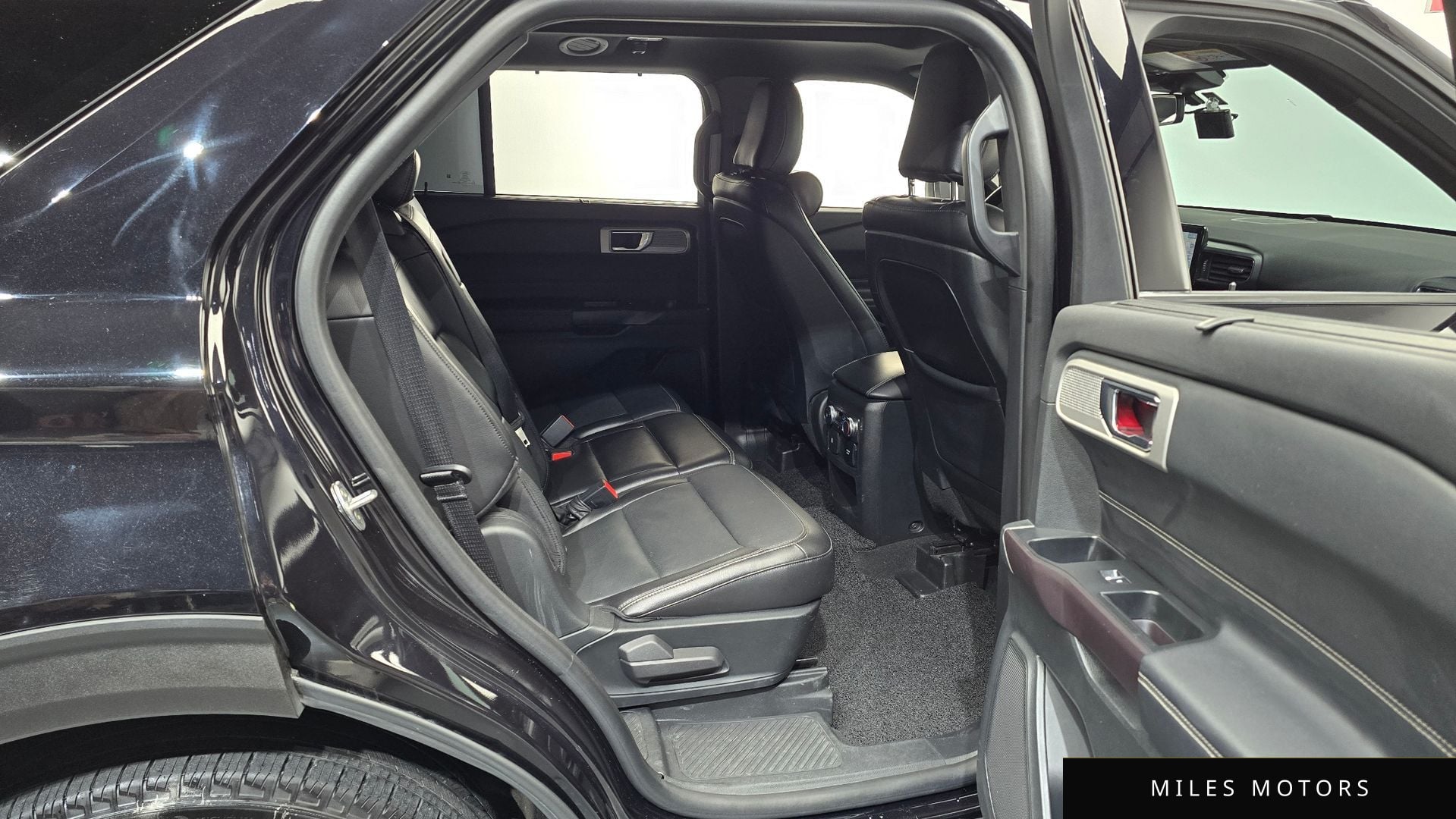Ford Explorer 2020 — миниатюра 12