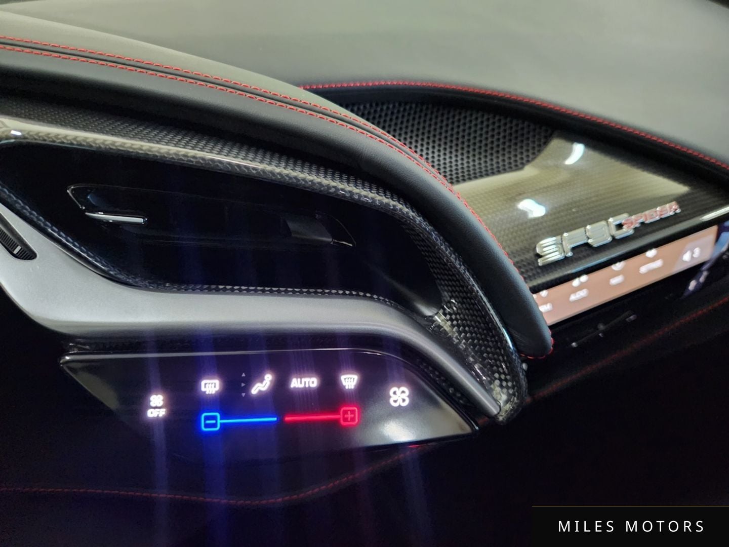 Ferrari SF90 스파이더 2022 — миниатюра 12