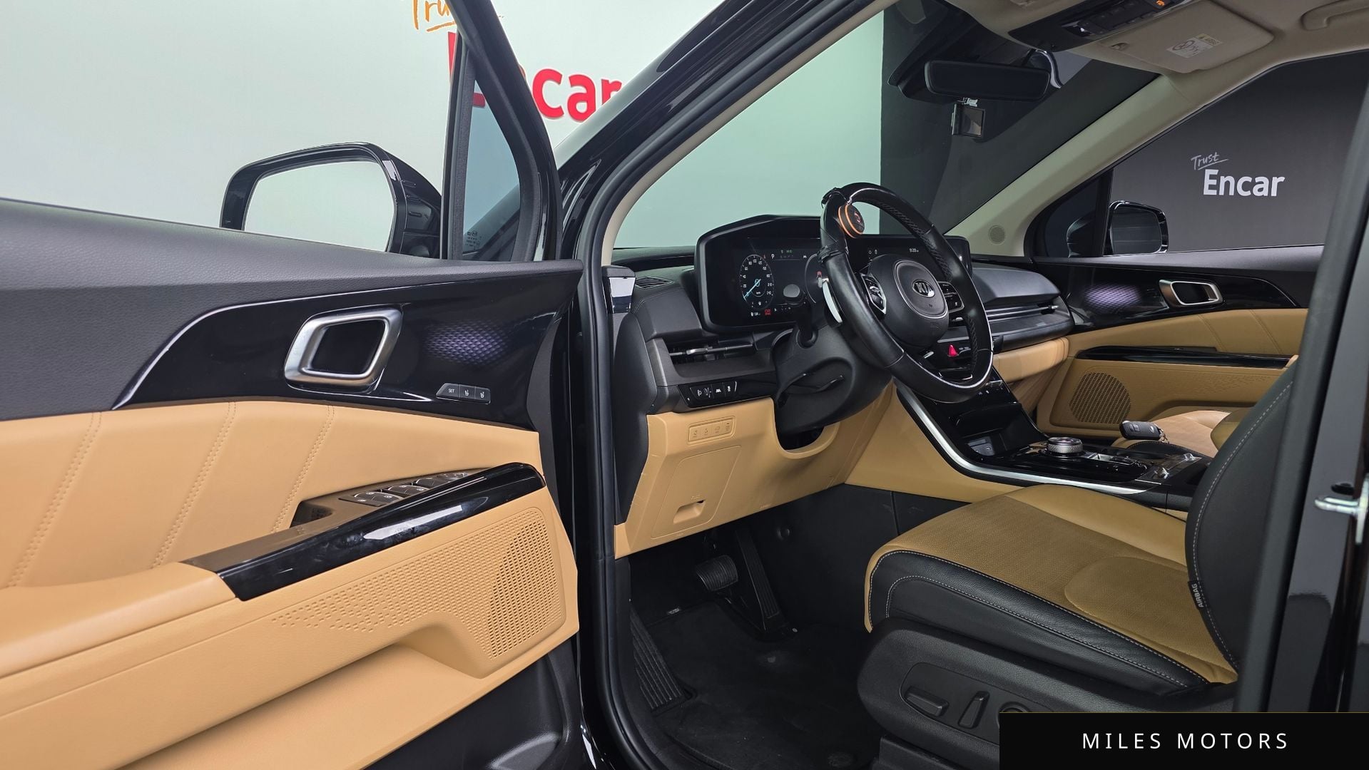 Kia Carnival 2021 — миниатюра 11