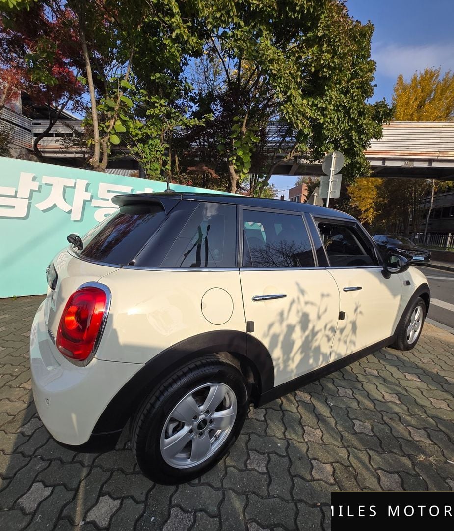 MINI Cooper 2018 — миниатюра 2