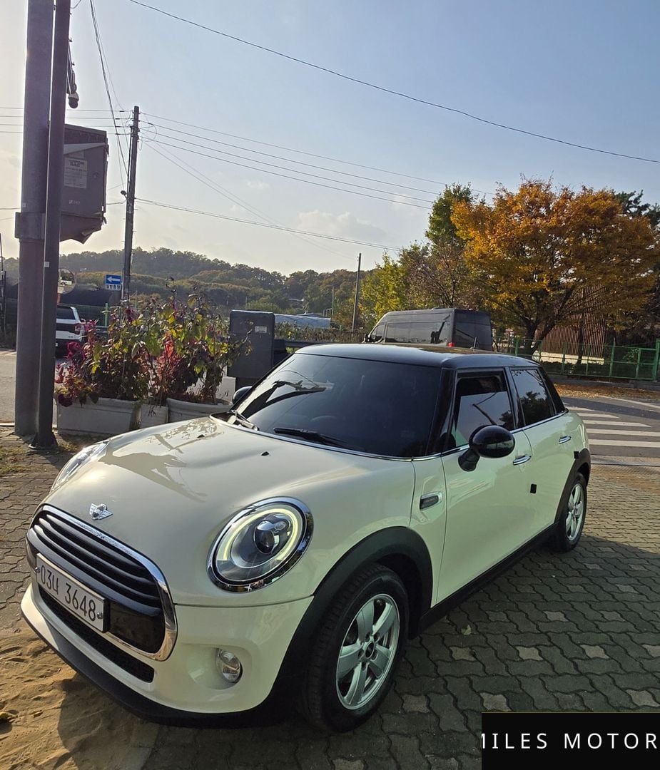 MINI Cooper 2018 — миниатюра 12
