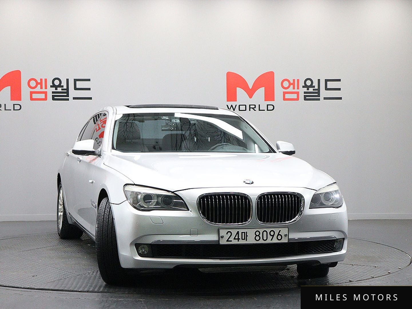 BMW 7 Series (F01) 2009 — миниатюра 2