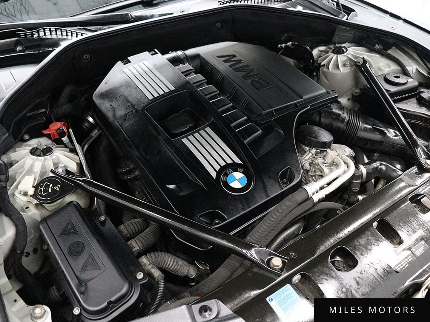 BMW 7 Series (F01) 2009 — миниатюра 6
