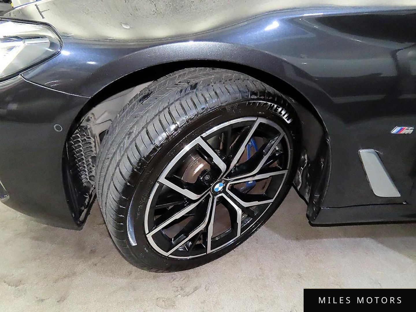 BMW 5 Series (G30) 2022 — миниатюра 6