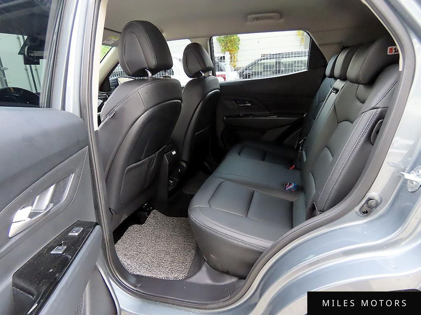 KG Mobility Beautiful Korando 2024 — миниатюра 6