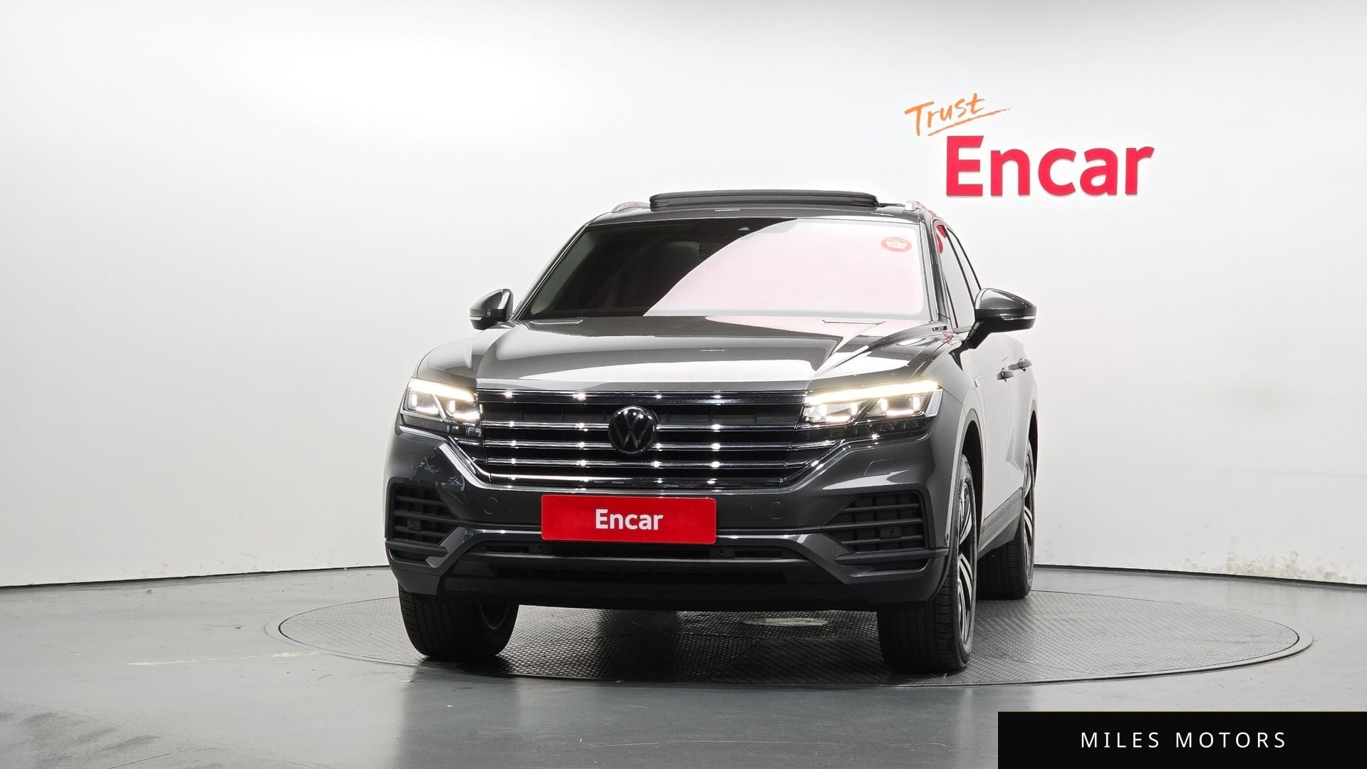 Volkswagen Touareg 2023 — миниатюра 3