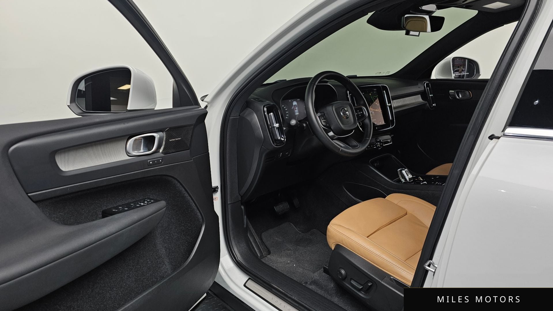 Volvo XC40 2021 — миниатюра 10