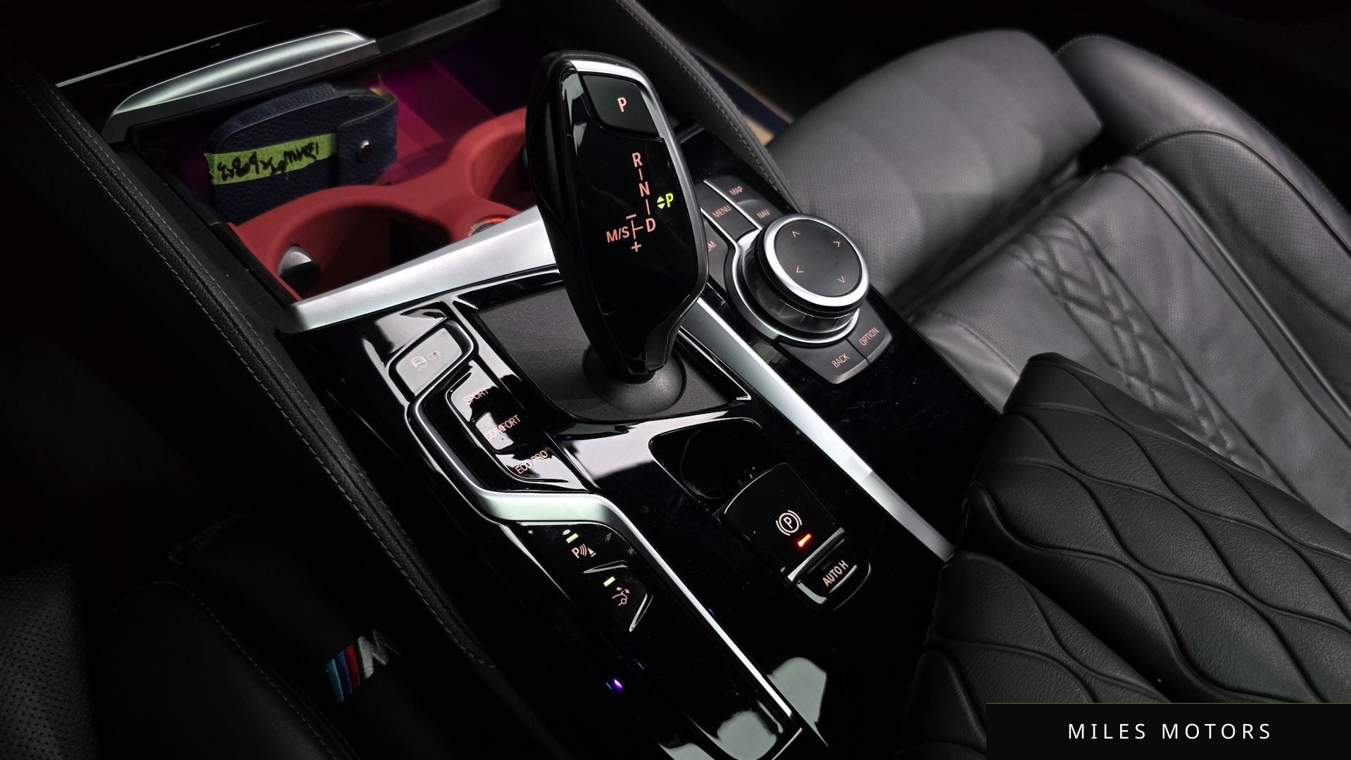 BMW 6 Series GT (G32) 2022 — миниатюра 9