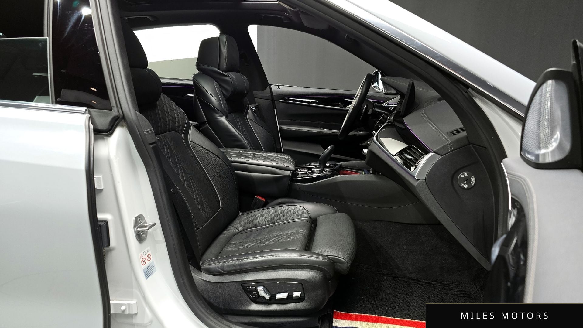 BMW 6 Series GT (G32) 2022 — миниатюра 10