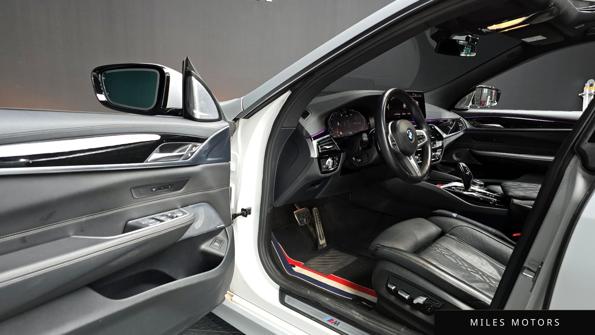 BMW 6 Series GT (G32) 2022 — миниатюра 11