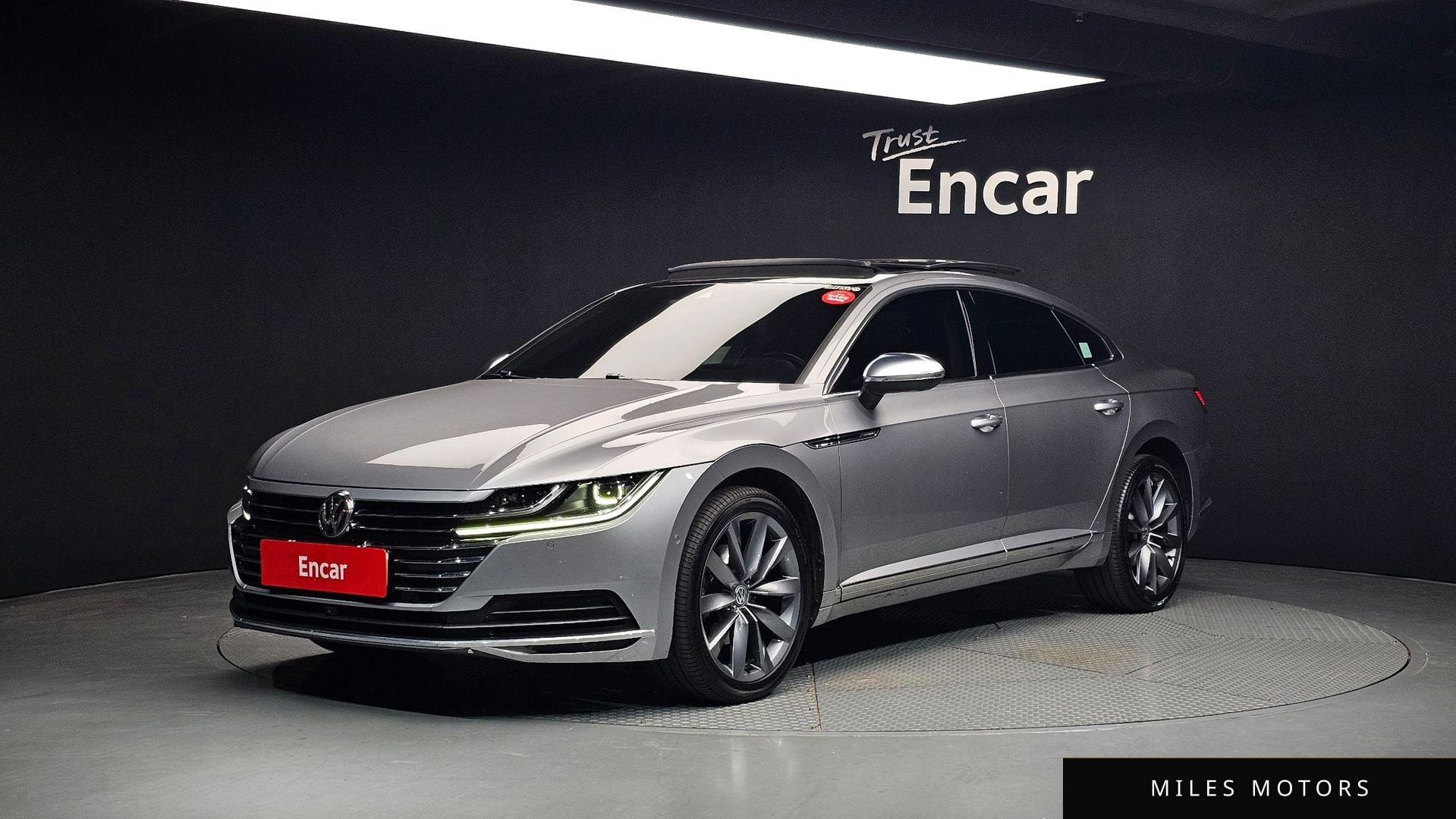 Volkswagen Arteon 2020 — фото 1 из 12