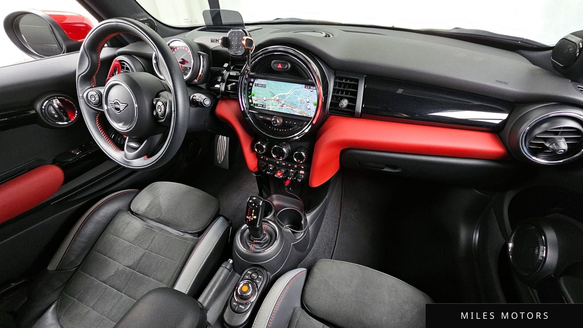 MINI Cooper S 2020 — миниатюра 7