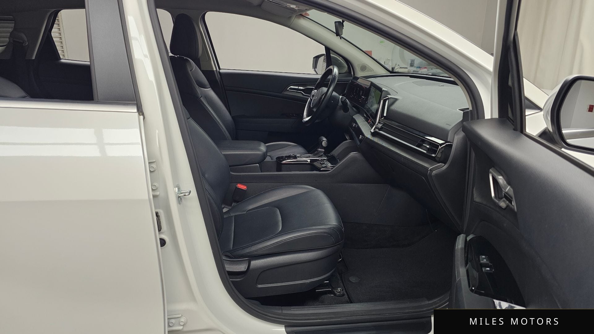 Kia Sportage 2022 — миниатюра 11