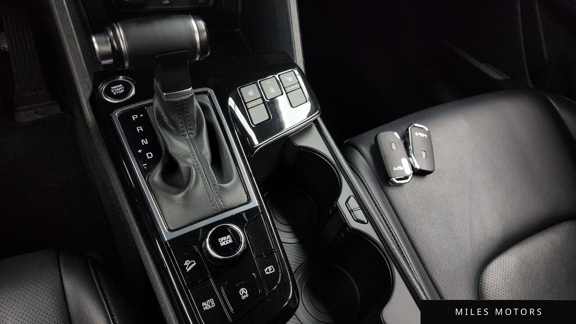 Kia Sportage 2022 — миниатюра 9