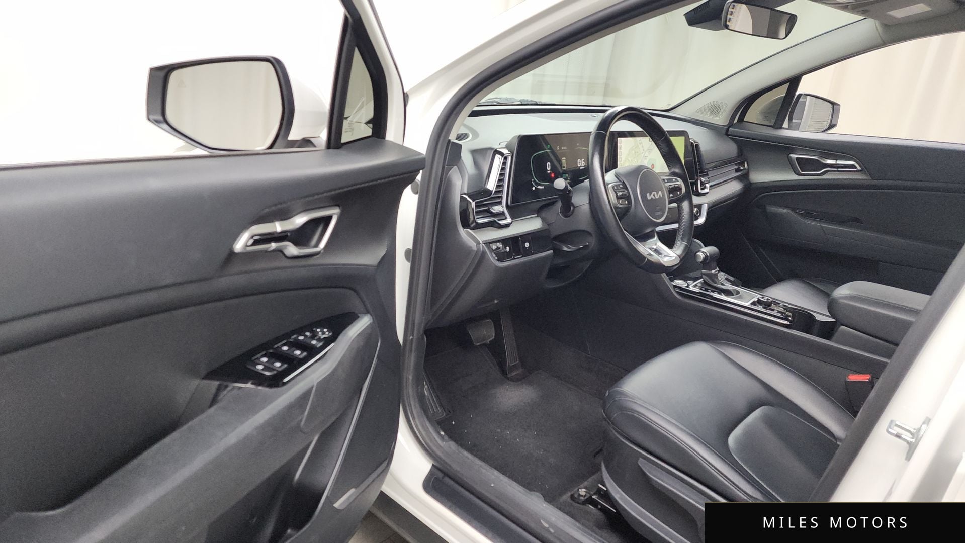 Kia Sportage 2022 — миниатюра 10