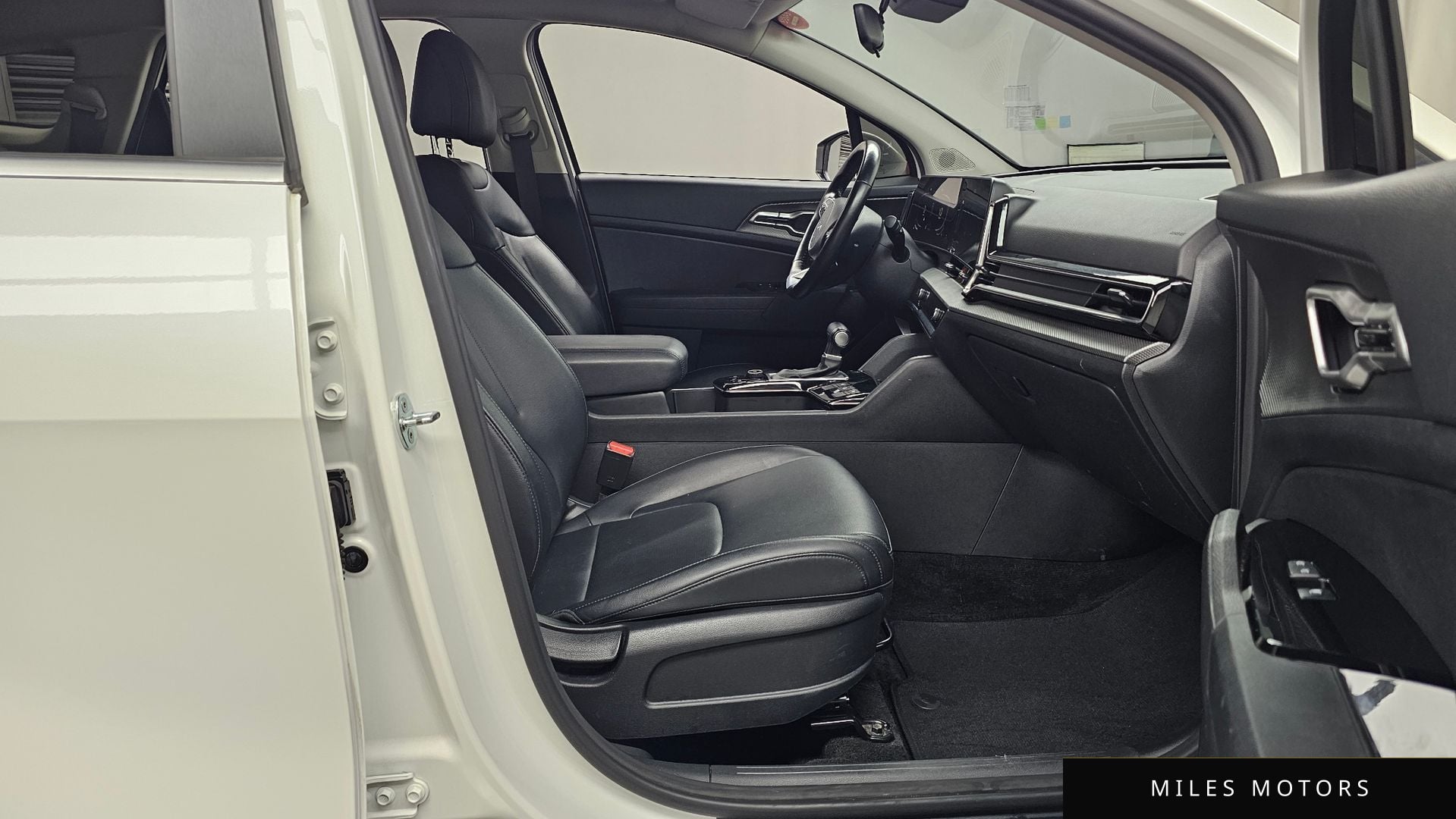 Kia Sportage 2022 — миниатюра 11