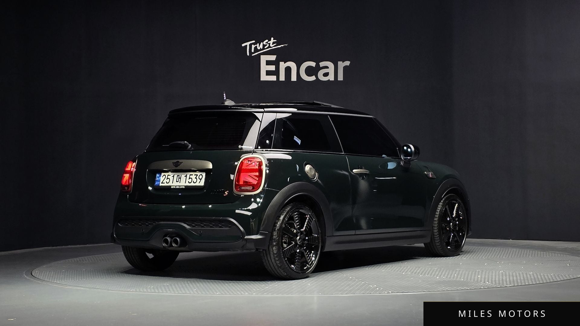 MINI Cooper S 2023 — миниатюра 2
