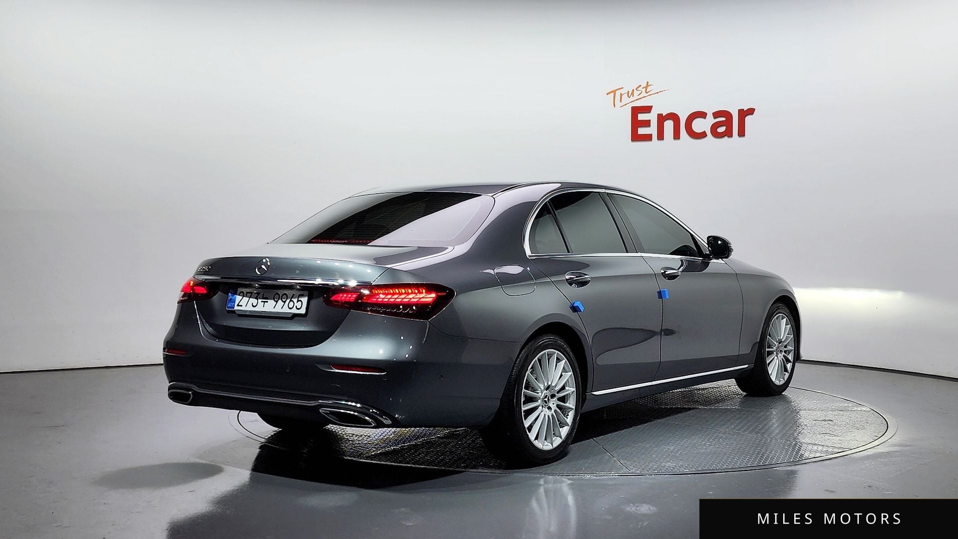Mercedes-Benz E-Class W213 2022 — миниатюра 2