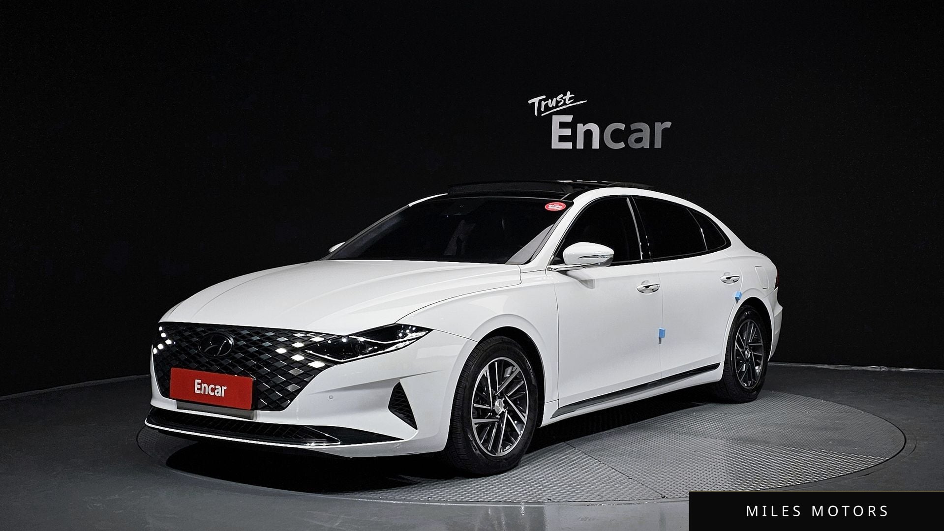Hyundai Grandeur 2020 — фото 1 из 12