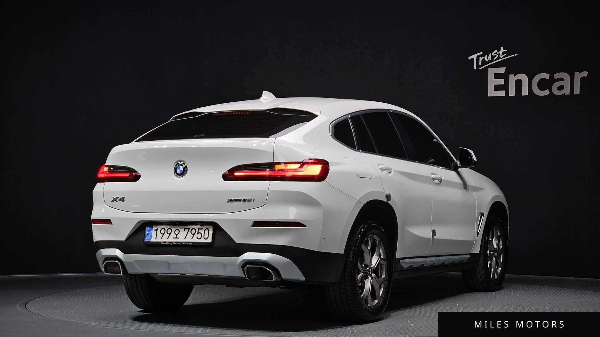 BMW X4 (G02) 2023 — миниатюра 2