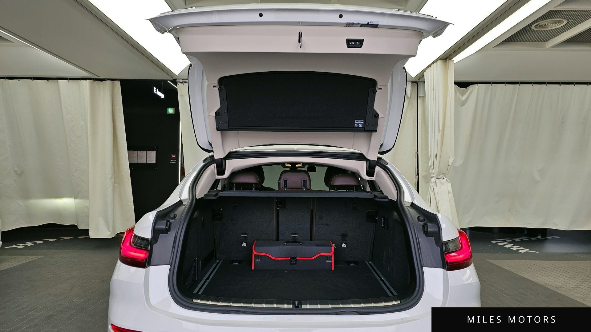 BMW X4 (G02) 2023 — миниатюра 20