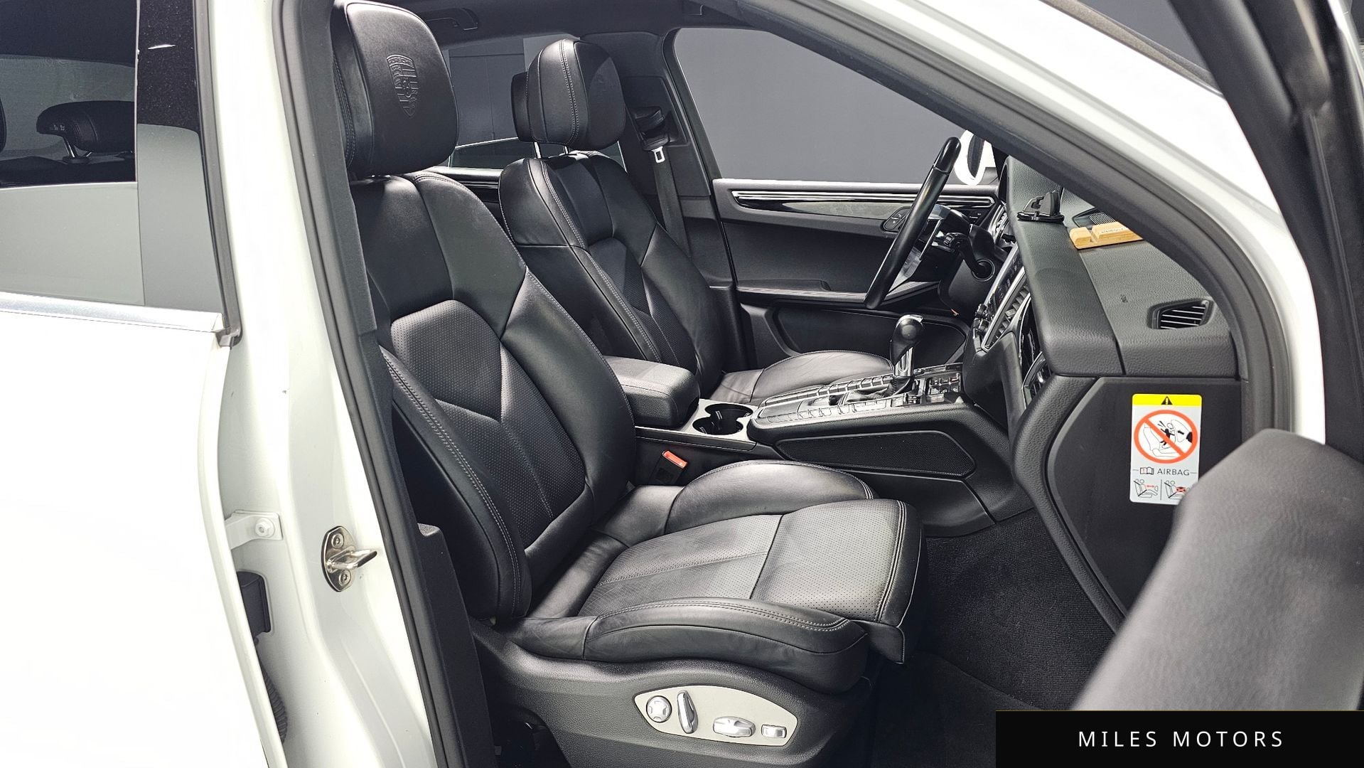 Porsche Macan 2017 — миниатюра 10