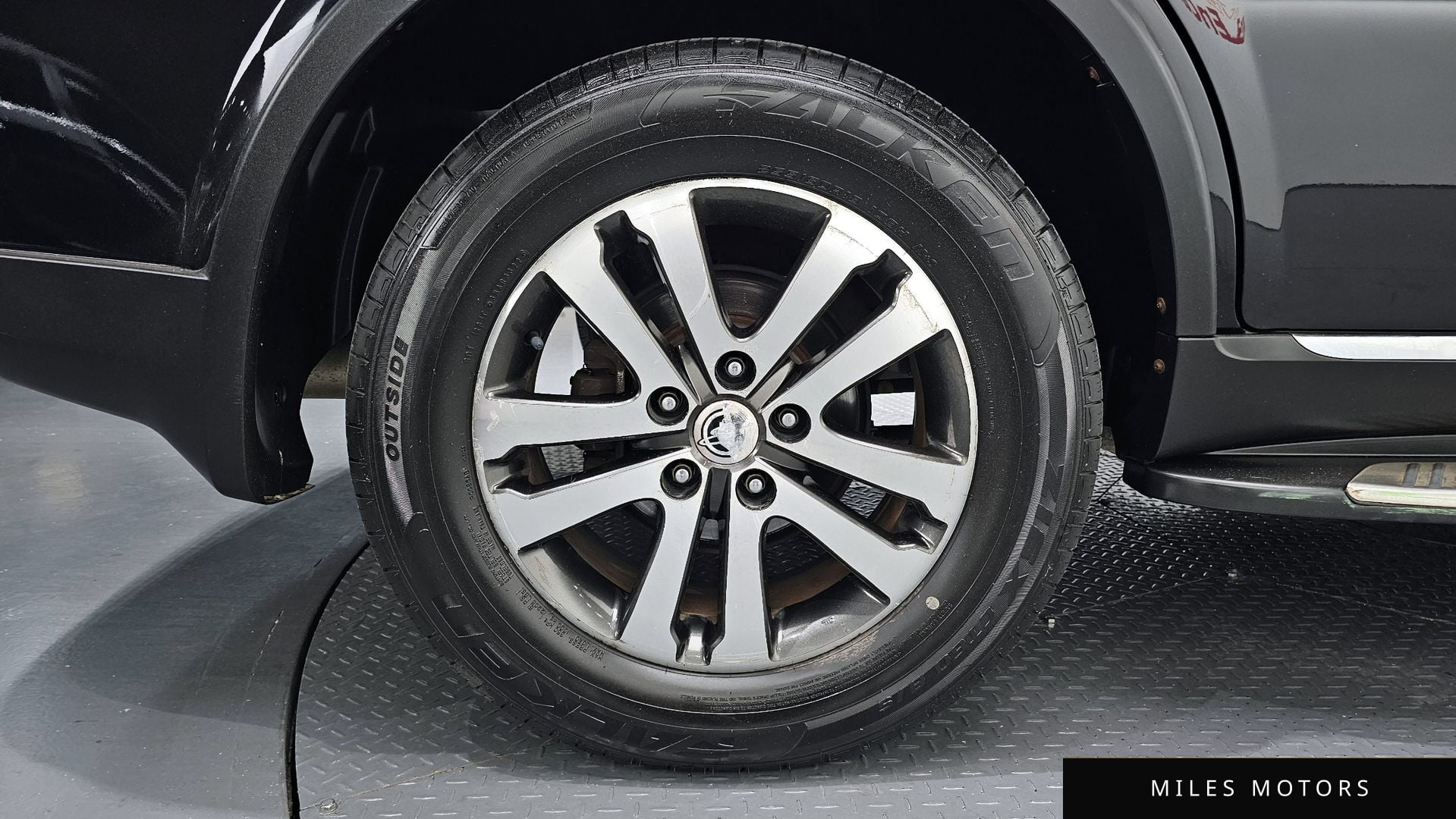 KG Mobility 렉스턴 W 2013 — миниатюра 5