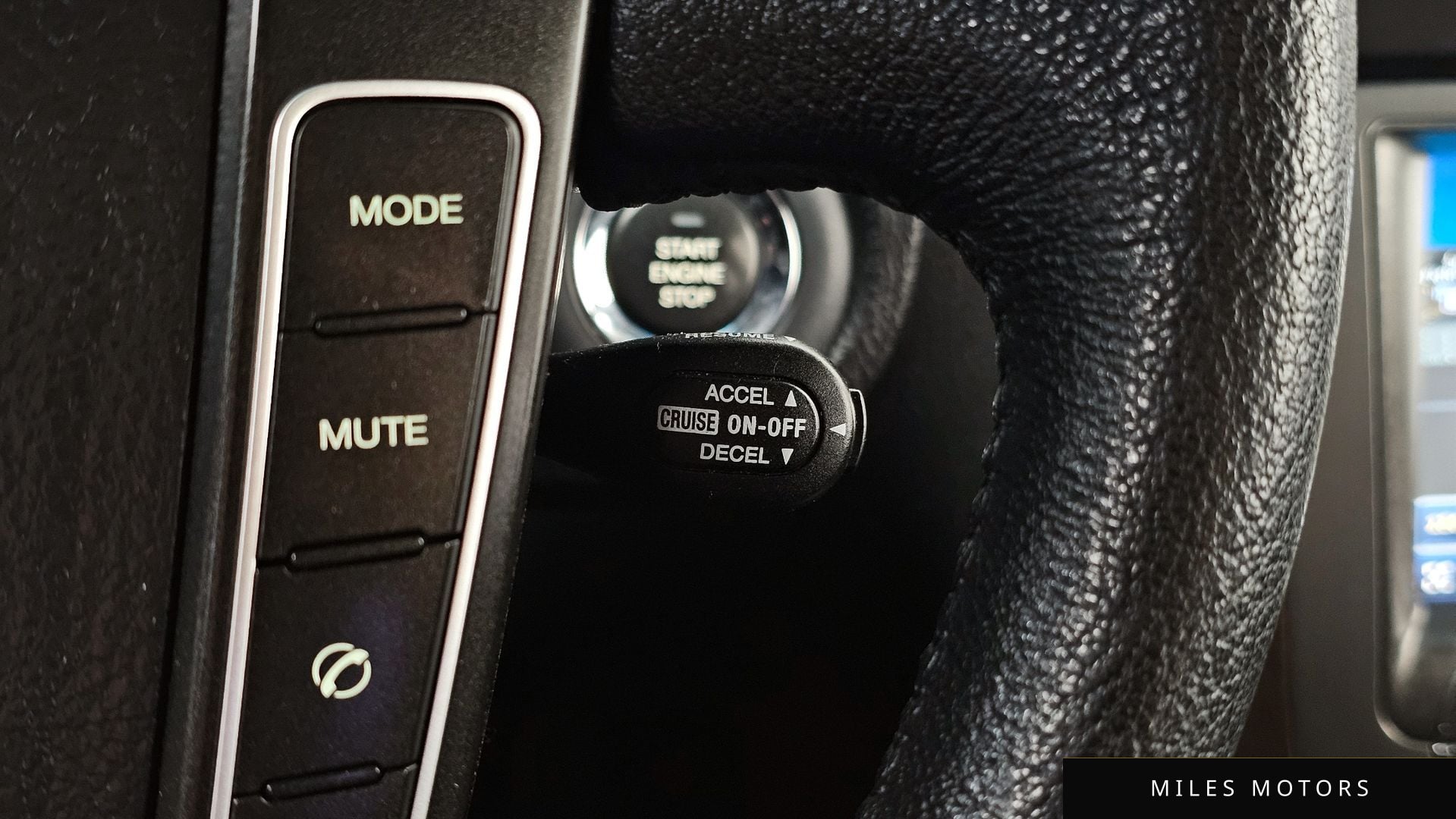KG Mobility 렉스턴 W 2013 — миниатюра 14