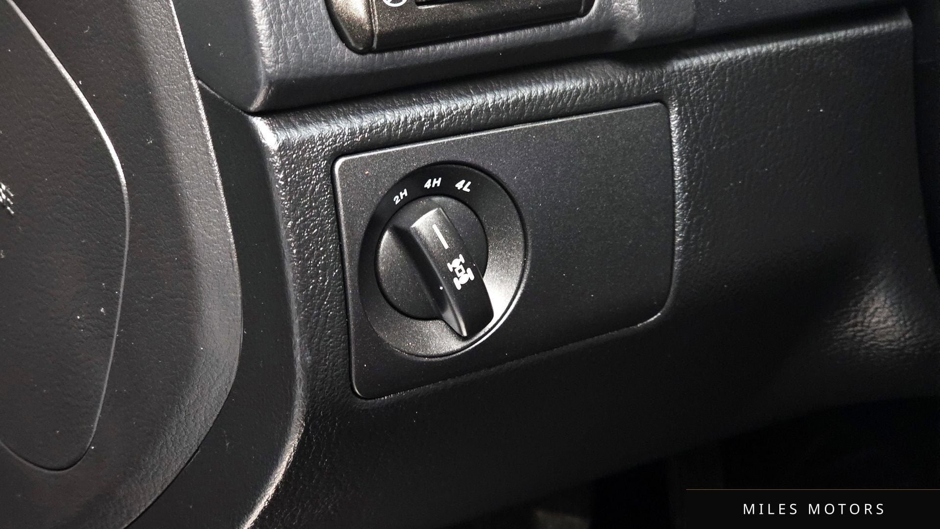 KG Mobility 렉스턴 W 2013 — миниатюра 18
